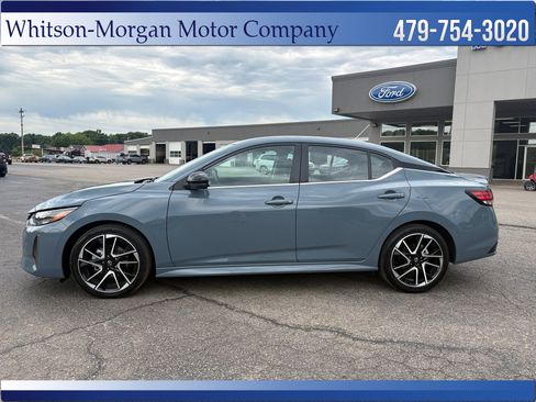 Used 2024 Nissan Sentra SR FWD image 8
