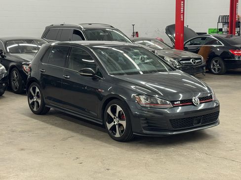 Used 2015 Volkswagen GTI Autobahn w/ Lighting Package (SEL) FWD image 9