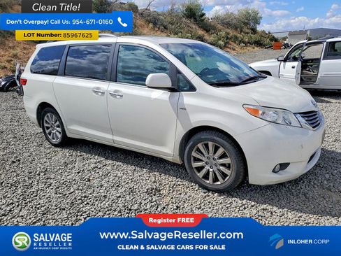 Used 2017 Toyota Sienna XLE Premium AWD/4WD image 5