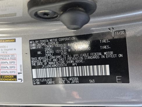 Certified 2021 Lexus RX 350L Luxury w/ Accessory Package FWD image 32