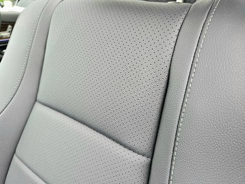 Certified 2025 Mercedes-Benz GLS 450 4MATIC image 20