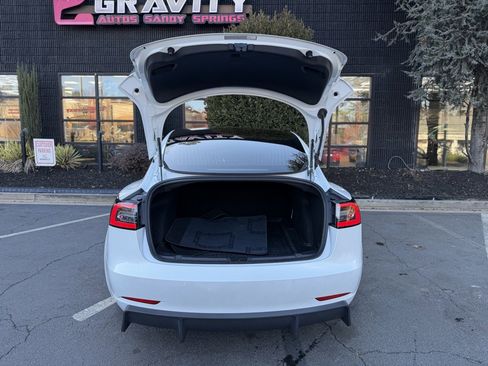 Used 2020 Tesla Model 3 Performance image 17