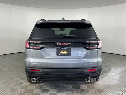 New 2026 GMC Acadia AT4 w/ Luxury Package image 17