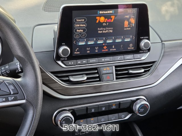 Used 2024 Nissan Altima 2.5 SV FWD image 20
