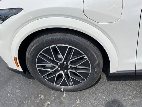 New 2025 Ford Mustang Mach-E Premium image 38