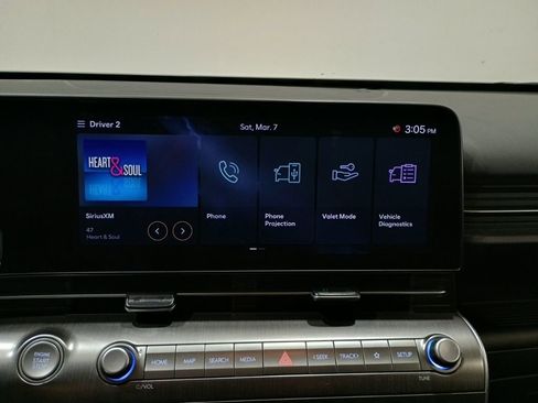 Used 2025 Hyundai Kona SEL image 18