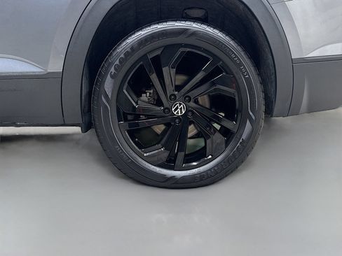Used 2023 Volkswagen Atlas SE w/ Black Wheel Package AWD/4WD image 35