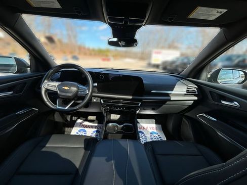 Used 2025 Chevrolet Traverse LT w/ Sun and Wheel Package AWD/4WD image 26