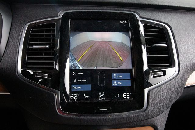 Used 2022 Volvo XC90 T6 Momentum w/ Advanced Package AWD/4WD image 15