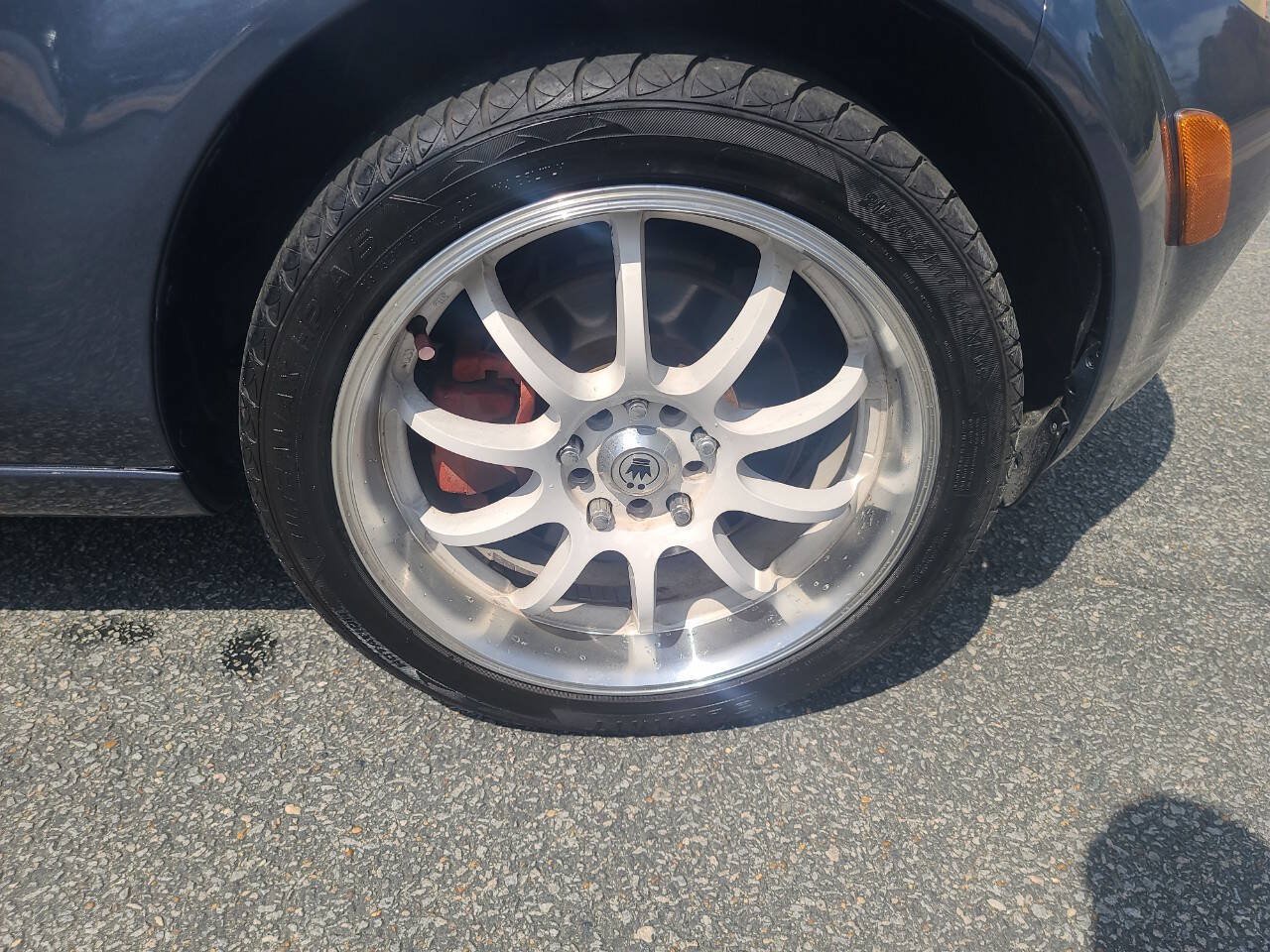 Used 2006 MAZDA MX-5 Miata Touring RWD image 9