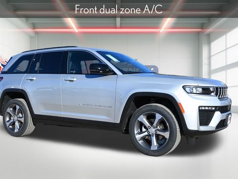 New 2026 Jeep Grand Cherokee Limited image 4