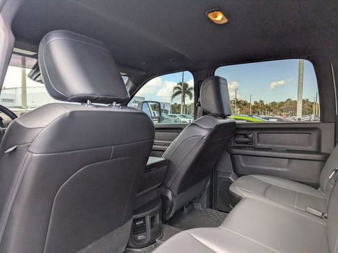 Used 2025 RAM 3500 Tradesman image 18