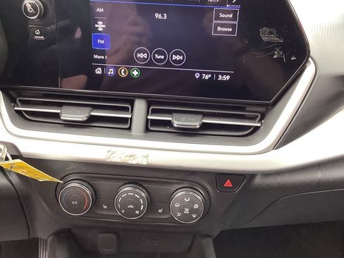 Used 2024 Chevrolet Trax LS w/ LS Convenience Package image 13