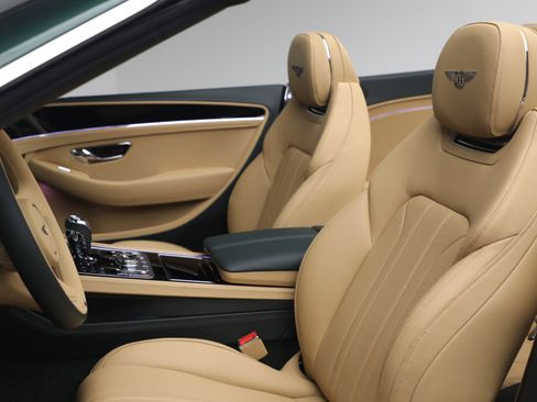 New 2026 Bentley Continental GTC AWD/4WD image 25