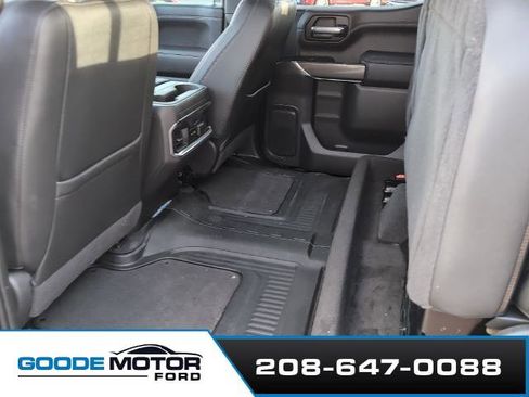 Used 2022 GMC Sierra 1500 AT4 w/ AT4 Preferred Package image 8