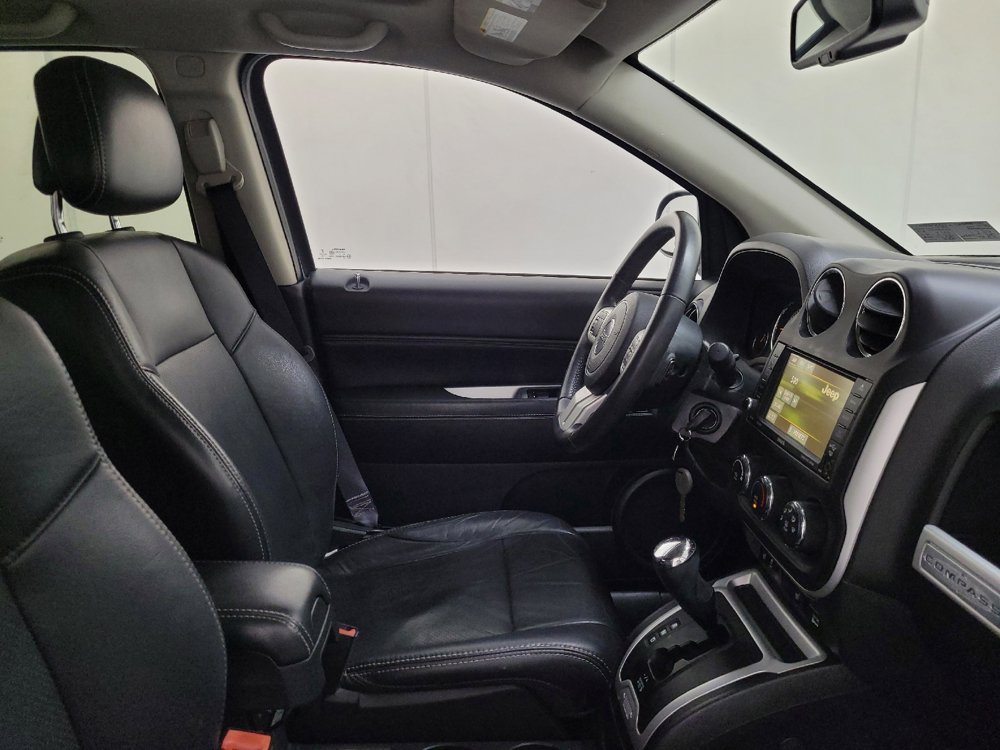 Used 2015 Jeep Compass High Altitude AWD/4WD image 21