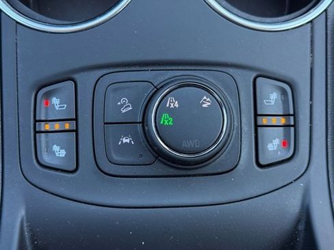 Used 2023 GMC Terrain SLE w/ Driver Convenience Package image 29