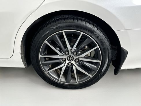 Used 2023 Toyota Camry XLE image 11