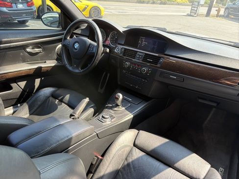 Used 2011 BMW M3 Coupe RWD image 21