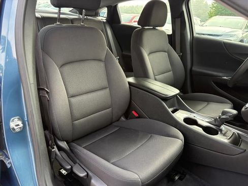 Used 2025 Chevrolet Malibu LT FWD image 19