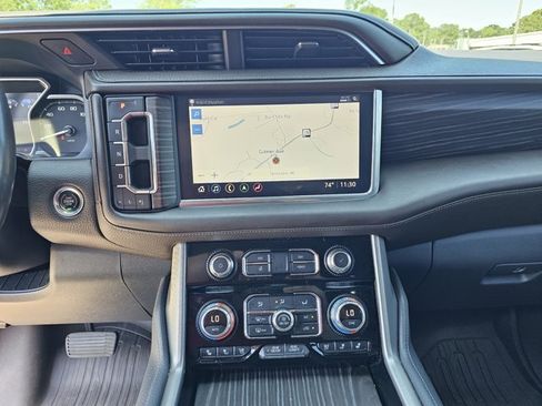 Used 2021 GMC Yukon XL Denali w/ Denali Ultimate Package AWD/4WD image 28