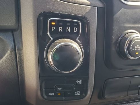 Used 2014 RAM 1500 Express AWD/4WD image 32