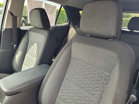 Used 2024 Chevrolet Equinox LT image 12