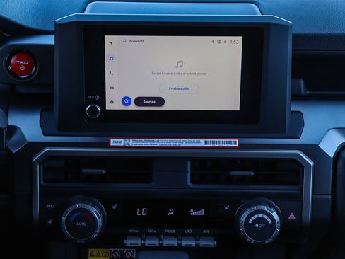 Used 2025 Toyota 4Runner TRD Off-Road image 16