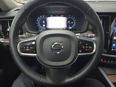 Used 2023 Volvo S60 B5 Ultimate image 19
