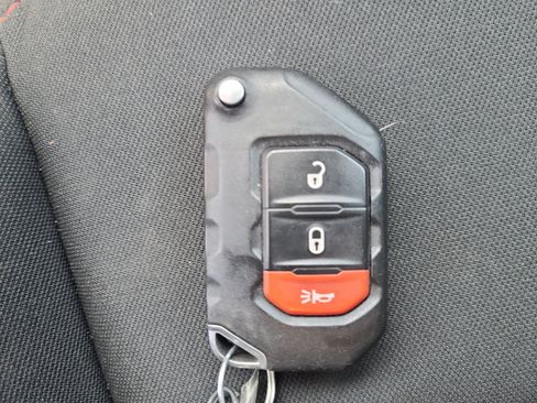 Used 2019 Jeep Wrangler Unlimited Rubicon AWD/4WD image 33