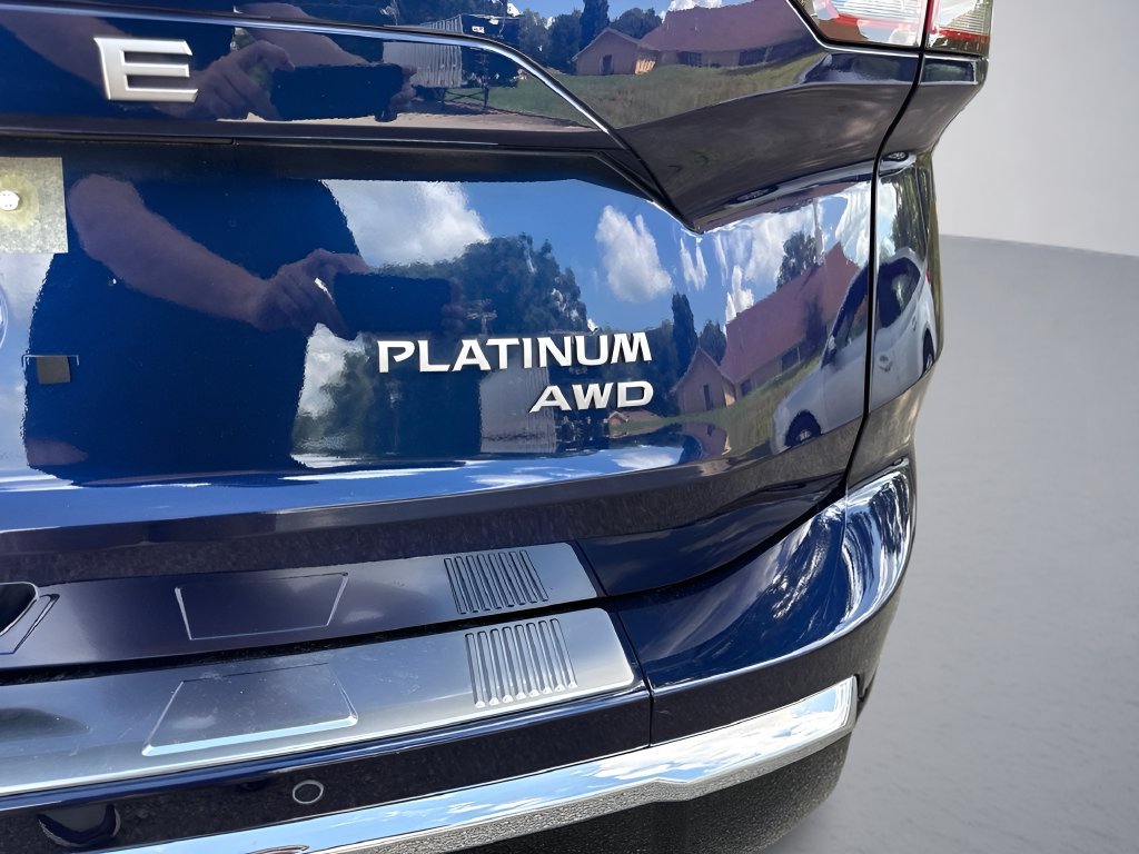 Used 2026 Nissan Rogue Platinum w/ Platinum Premium Package AWD/4WD image 35