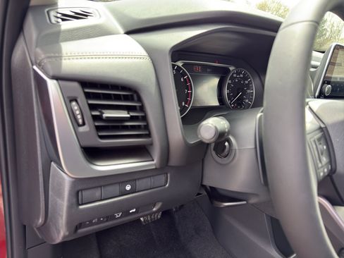New 2026 Nissan Rogue SV AWD/4WD image 14