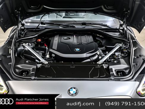 Used 2021 BMW Z4 M40i image 10