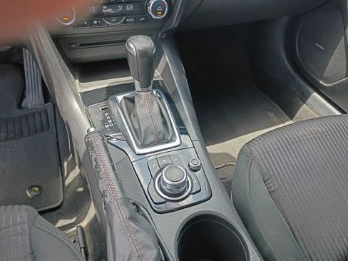 Used 2015 MAZDA MAZDA3 i Touring w/ Technology Package FWD image 14
