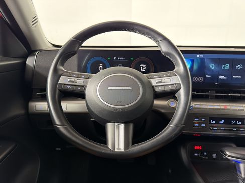 Used 2024 Hyundai Kona SEL AWD/4WD image 9