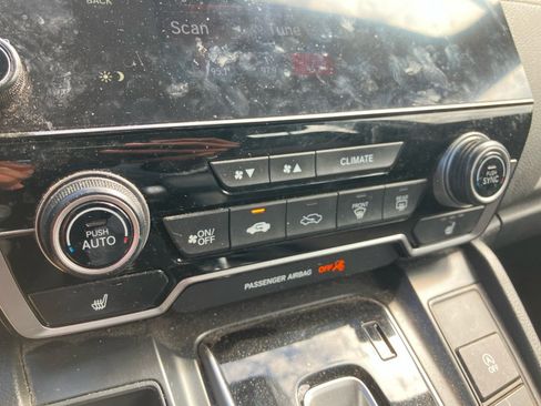 Certified 2021 Honda CR-V Special Edition image 22