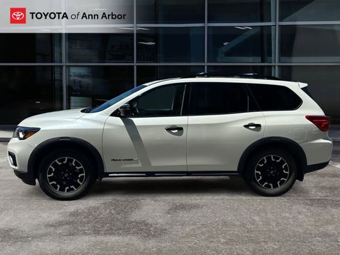 Used 2020 Nissan Pathfinder SL AWD/4WD image 3