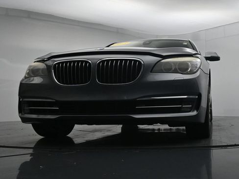 Used 2015 BMW 740i RWD image 33