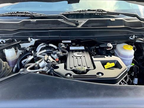 Used 2025 RAM 2500 Big Horn image 32