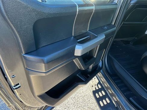 Used 2019 Ford F150 Raptor w/ Equipment Group 802A Luxury image 20