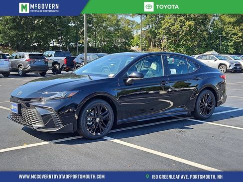 New 2026 Toyota Camry Hybrid AWD/4WD image 1
