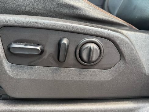 Used 2021 GMC Sierra 1500 AT4 AWD/4WD image 14