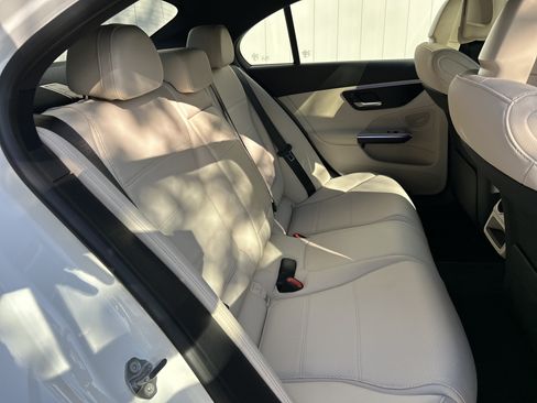 Certified 2022 Mercedes-Benz C 300 Sedan image 45
