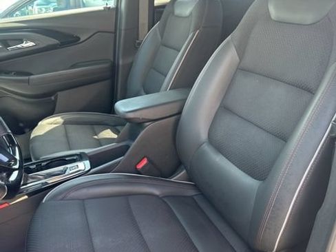 Used 2023 Chevrolet TrailBlazer RS w/ Convenience Package AWD/4WD image 21