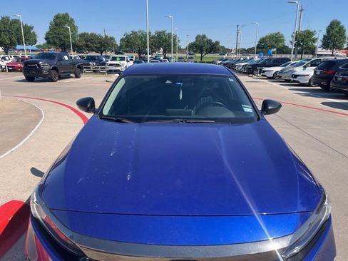 Used 2022 Honda Accord Sport Special Edition image 2