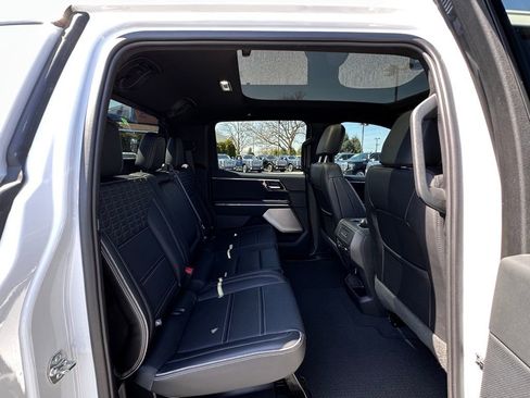 Used 2025 GMC Sierra EV Denali image 17