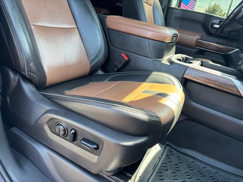 Used 2020 Chevrolet Silverado 3500 High Country w/ Z71 Off-Road Package AWD/4WD image 25