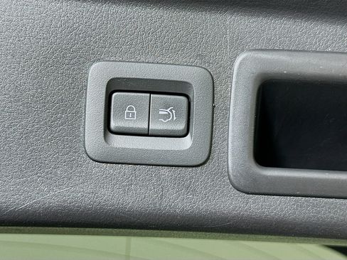 Used 2021 MAZDA CX-30 FWD 2.5 S w/ Premium Package image 30