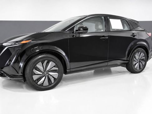 Certified 2023 Nissan Ariya AWD image 2