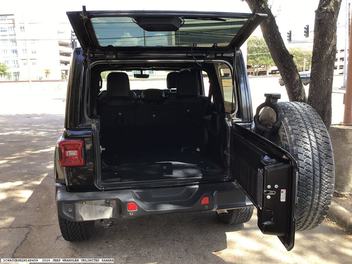Used 2020 Jeep Wrangler Unlimited Sahara AWD/4WD image 10